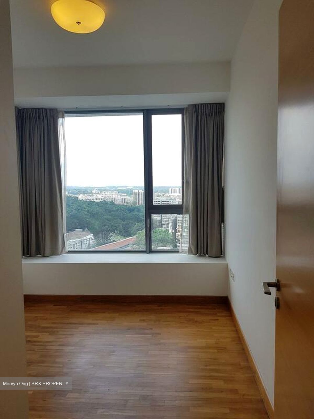 Centro Residences (D20), Condominium #508696511